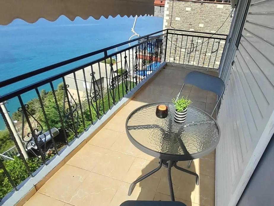 Dim'S Villas Qeparo Luaran gambar